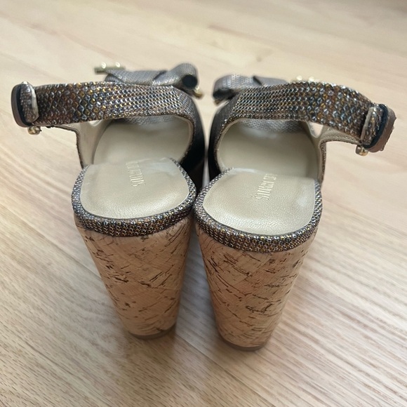 Stuart Weitzman Women’s Bodajean Cork Wedges | 7 - Picture 3 of 11